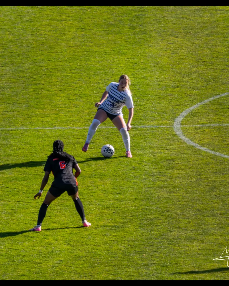 Amber Ogbolu - Oregon State Women's Soccer Team